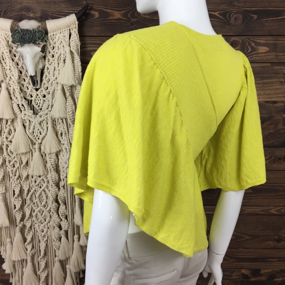 Moth |‎ Ribbed Asymmetrical Wrap Ruffle Sweater Yellow - Picture 5 of 7